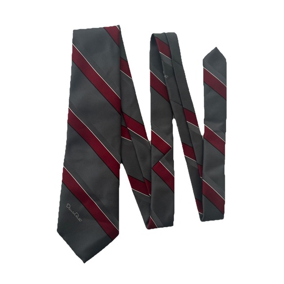 Oscar de la Renta Silk Tie Gray Red Striped Classic Business Necktie 57x3.5 - Picture 1 of 8